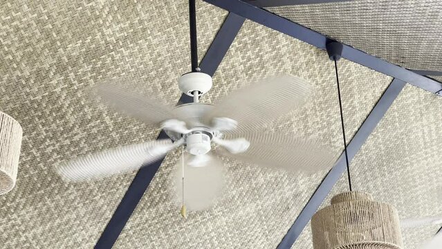 ventilateur de plafond