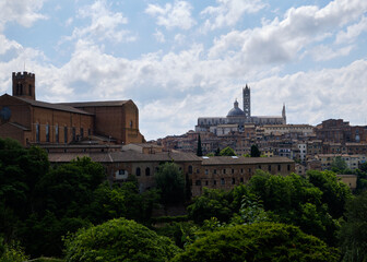 Fototapeta na wymiar Foto scattata nel centro storico di Siena.