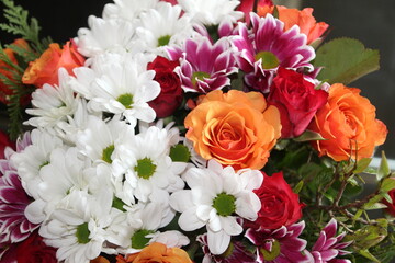 Flower bouquet in several colors