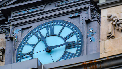 Fototapeta na wymiar clock tower closeup