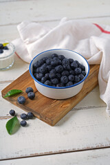 그릇에 담긴 블루베리