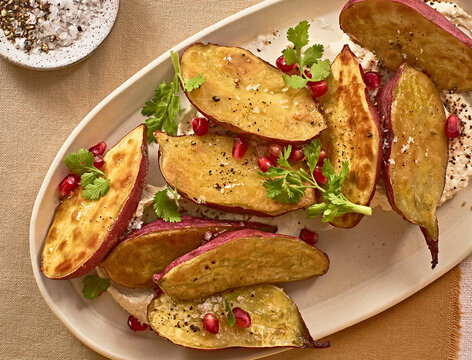 potato, sweet potato, food, meal, meat, fried, dinner,  plate, salad, dish, 