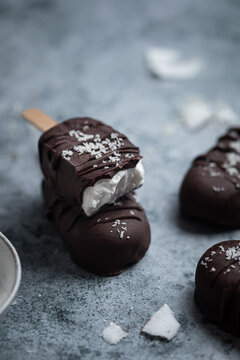 mini glaces esquimaux fait maison noix de coco chocolat noir