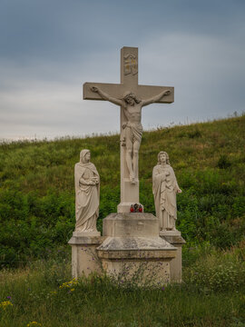 Jesus Statuen auf dem Kalvarienberg in Neusiedl am See