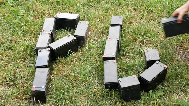 The symbol for a lead Pb accumulator in the periodic table is made up of individual cells