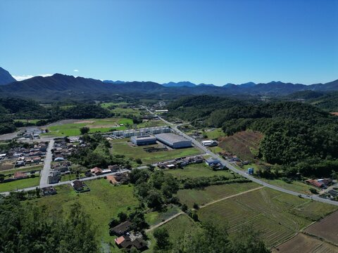 Residencial Dante Menel, Schnell Brasil SA