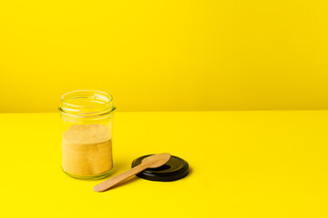 levadura de cerveza, Saccharomyces cerevisiae.
levadura seca para panaderia.