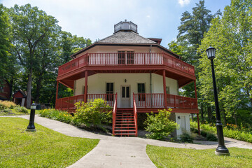 The Woodchester Villa, a historical octagonal home in Bracebridge, Ontario, was originally built in 1882.