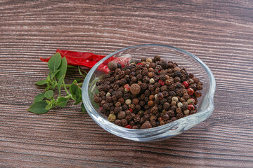 Red, black, yellow pepper mix