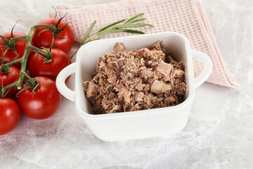 Canned tuna fish for salad