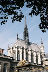 Fototapeta na wymiar Sainte-Chapell in Paris (east-view)