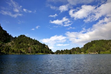 Étang de Laurenti Ariège tourisme lac de montagne nature