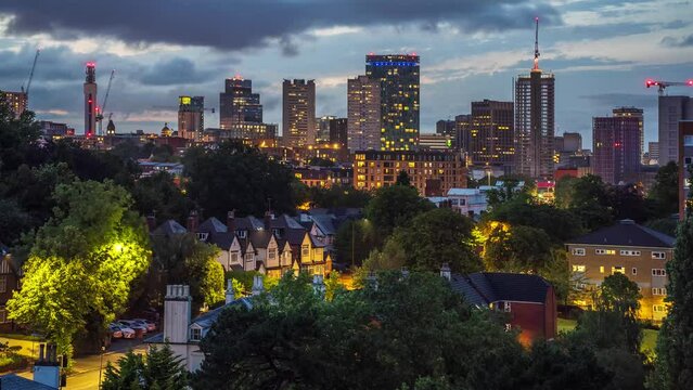 Birmingham city centre skyline timelapse at dusk.
Timelapse of the high rise offices, flats and hotels forming part of Birmingham's cityscape.