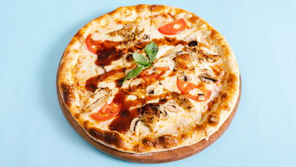 Mushrooms pizza with bbq sauce