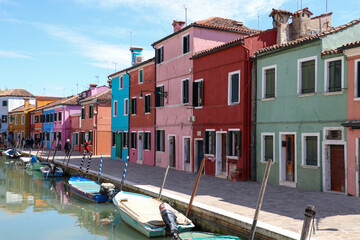 Fototapeta na wymiar Murano beautiful colored houses in line