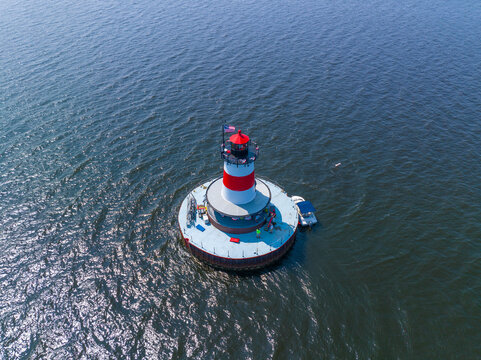 Borden Flats Lighthouse is a historic lighthouse on the Taunton River in city of Fall River, Massachusetts MA, USA. 