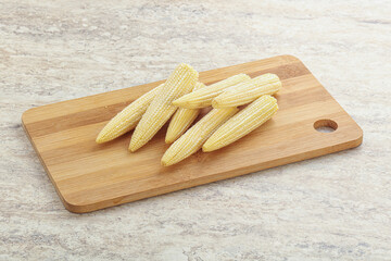 Raw natural organic baby corn