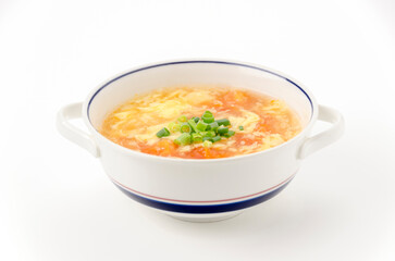 トマトとたまごのふわふわ中華スープ
