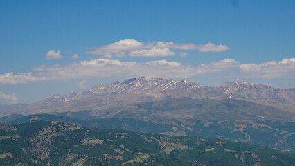 Fototapeta na wymiar view of the mountains from the plane