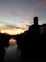 Obraz premium sunset over the castle