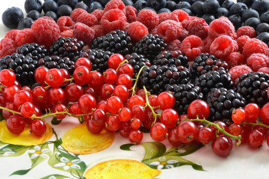 berries on the table