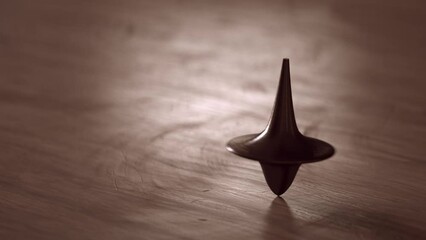 Spinning top seamless loop