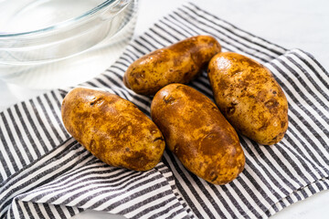 Pressure Cooker Baked Potatoes