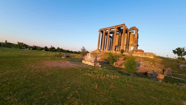 4K fpv drone footage in ruins of the zeus temple