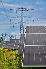 Centrale solaire à Ottmarsheim 28000 panneaux solaires pour une puissance de 15,5 MW