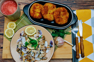 oysters  with garlic and lemon