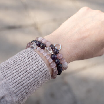 Gemstone beaded bracelet. Energy crystals, healing stone jewelry. Handmade accessories.
Birthstone. Amethyst, cat eye, jade, mountain crystal.