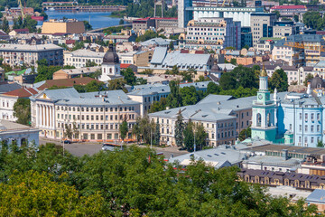 Fototapeta premium view of the contract square and the town hall from a height kiev