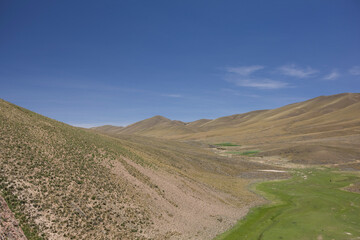 Fototapeta na wymiar Bolivia Toro Toro Landscape on a sunny winter day