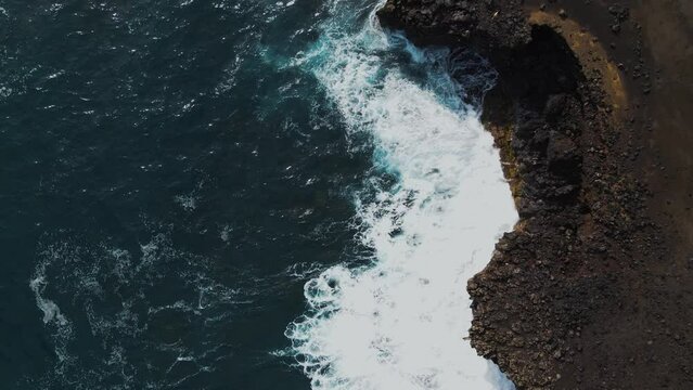Vid&eacute;o drone vagues oc&eacute;an indien Ile de la R&eacute;union