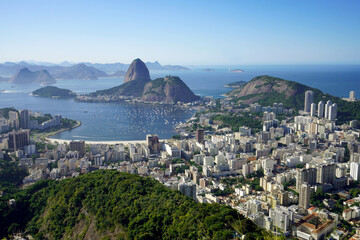 Fototapeta na wymiar Rio de Janeiro cityscape and Guanabara Bay with Botafogo district in Rio de Janeiro, Brazil