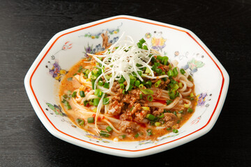 汁なし担々麺