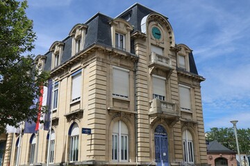 Bâtiment typique, vue de l'extérieur, ville de Belfort, territoire de Belfort, France