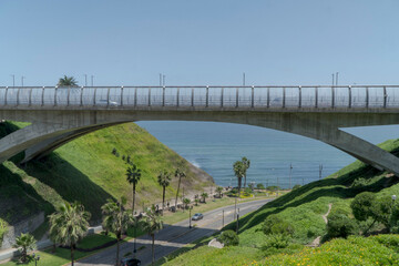 Puente Eduardo Villena Rey en  Mira Flores 