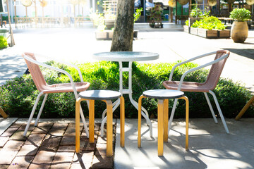 table and chairs