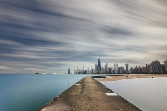 Chicago skyline with long exposure