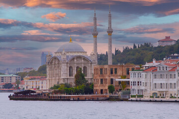 Fototapeta na wymiar Historical Ortakoy mosque and district
