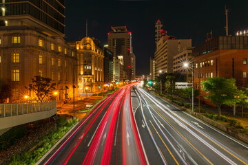 Fototapeta na wymiar 夜の国道2号線　神戸市中央区海岸通にて