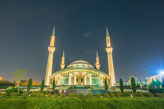 Photographs of Ahmet Hamdi Akseki Mosque located within the provincial borders of Ankara with night lighting