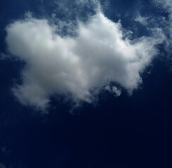 Obraz premium Blue sky clouds background.blue sky with white clouds,Beautiful cirrus cloud.blue wall marble wall light art texture violet paint,vintage paper texture. Blue grunge abstract,