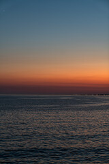 Naklejka premium sunset over the sea