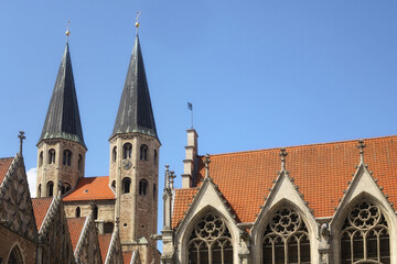 Fototapeta na wymiar Braunschweig - Martinikirche und gotisches Altstadtrathaus, Niedersachsen, Deutschland, Europa