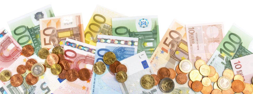 Euro Geldscheine; Banknoten und Münzen Panorama -Transparent PNG - Powered by Adobe