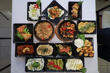 seafood, snack, fish, healthy, onion, appetizer, plate, bonito, Turkish, kitchen, side, white, meal, pickled, tasty, texture, closeup, delicious, dinner, food, fresh, mackerel, sea, side dish, 