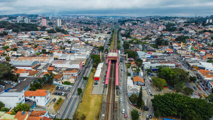 Visão aérea da cidade de Poá em São Paulo captada por um drone no Brasil. 