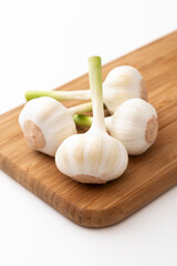 白背景にニンニク